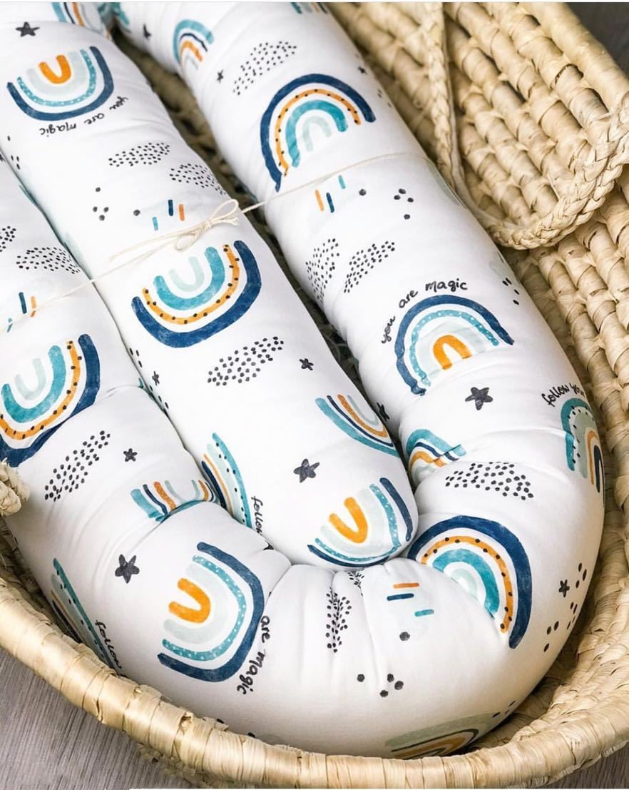 Cojín Largo Protector de Cama de Algodón con Estampado Arcoíris