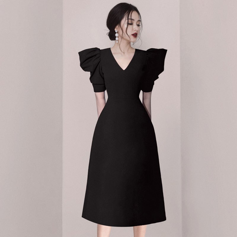 Vestido Negro Retro de Celebridad con Diseño Único