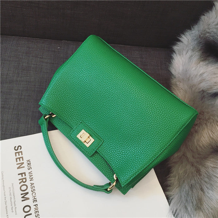 Elegante Bolso de Mano con Cierre de Candado Dorado para Mujer