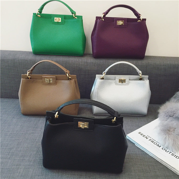 Elegante Bolso de Mano con Cierre de Candado Dorado para Mujer